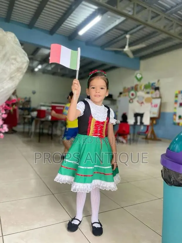 Italian Costume · Photo 1