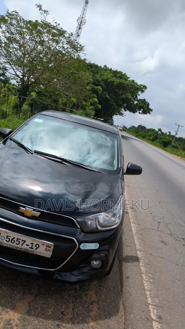 Chevrolet Spark LS CVT 2016 Black · Photo 1
