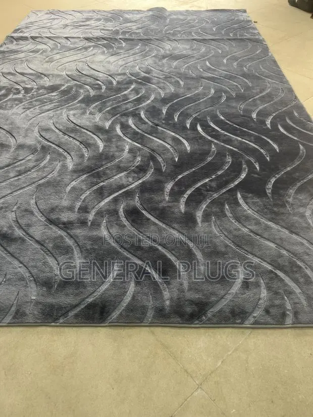Premium Soft Fluffy Velvet Floor Carpet Biggest Size (200x300cm) · Photo 1