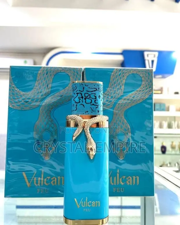 French Avenue Vulcan Feu Perfume · Photo 1