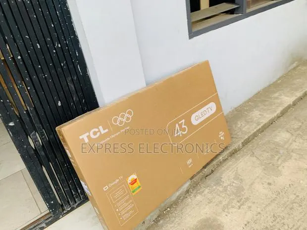High Quality Slim TCL 43" HD Smart QLED Direct LED Android Smart · Photo 1