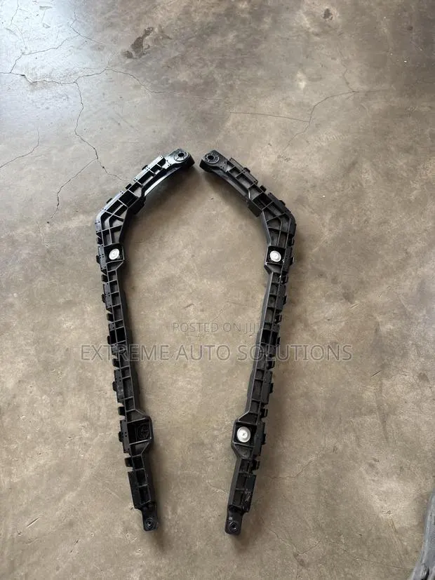 Acura MDX Rear Bumper Locker 2022, 2023, 2024 · Photo 1