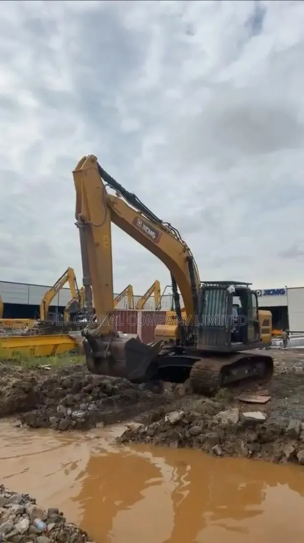 Original China XCMG Excavator for Sale! Limited in Stock · Photo 1