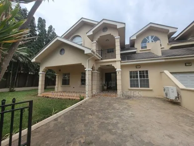 4bdrm House in Cantonments for sale · Photo 1