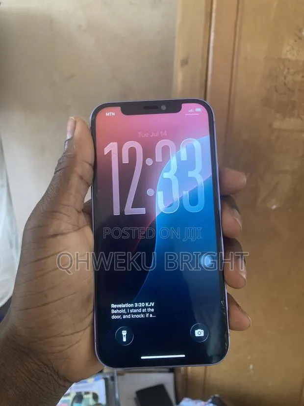 Apple iPhone 12 64 GB Purple · Photo 1