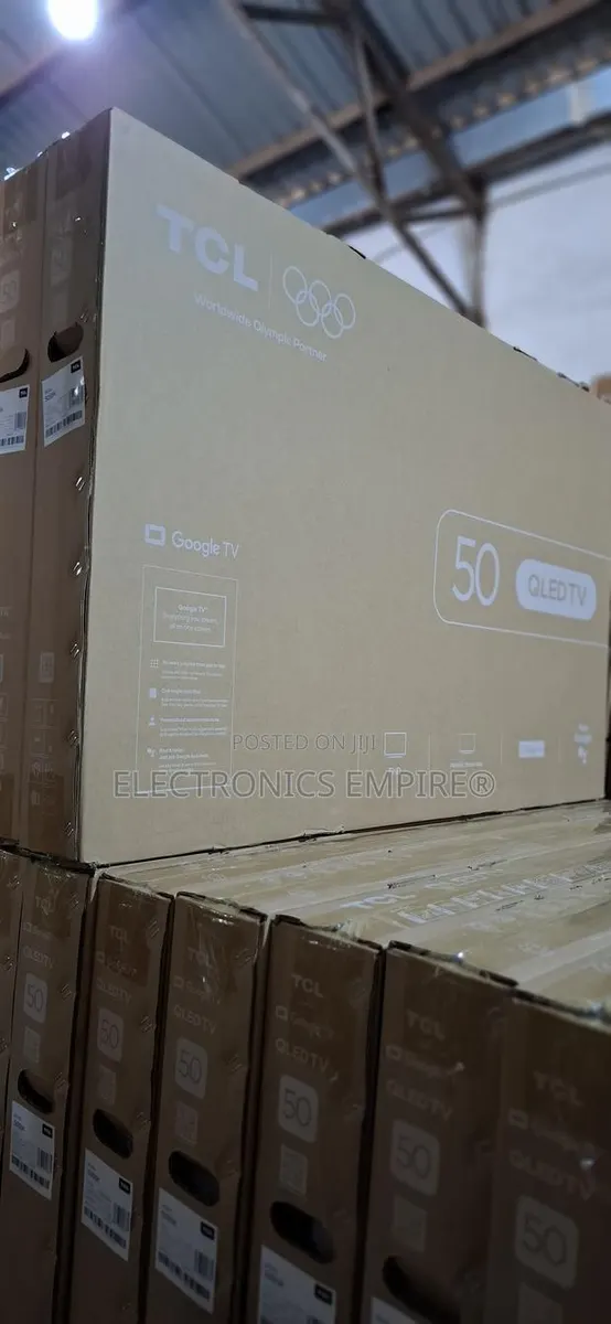 TCL 50" Qled Uhd Smart Digital Satellite · Photo 1