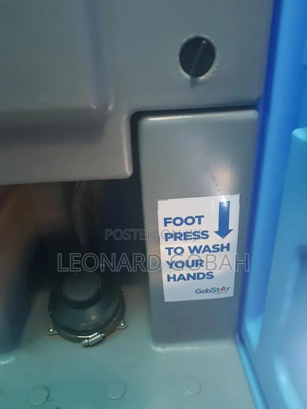 Mobile Toilets for Rental · Photo 1