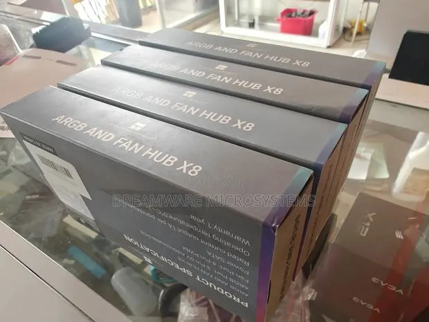 Argb and Fan Hub X8 for Desktops · Photo 1