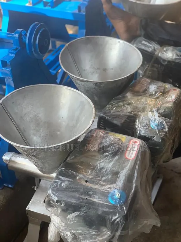 Fufu Machine 7.5hp Petrol Electric · Photo 1