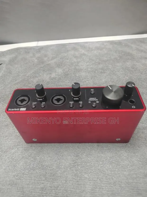 Focusrite Scarlett 2i2 3rd Gen. · Photo 7