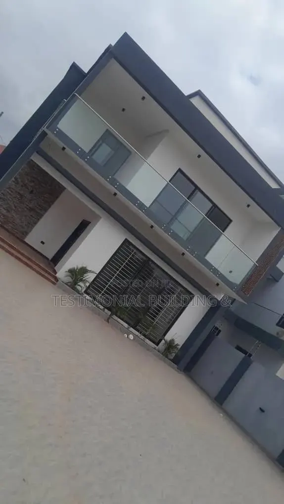 4bdrm House in Testimonial Building, Ghana Flag for sale · Photo 1