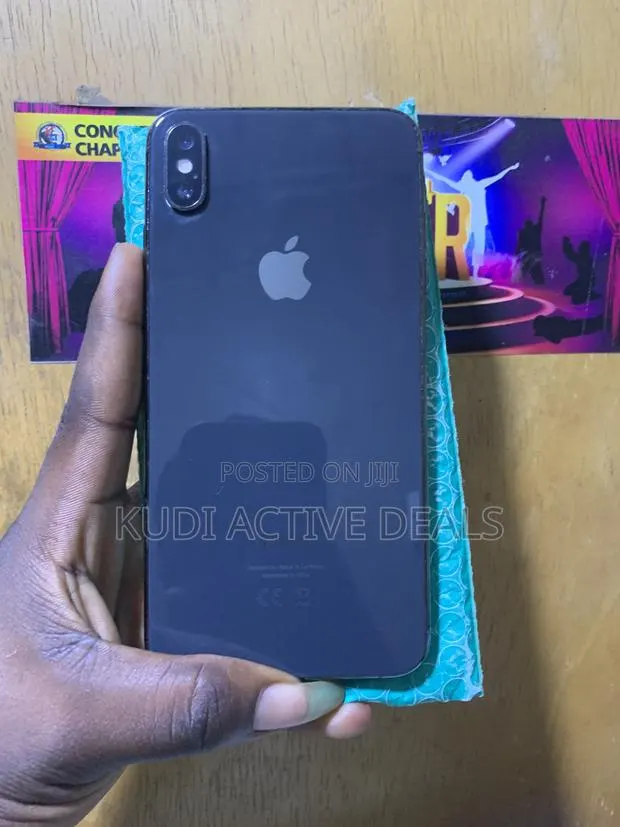 Apple iPhone XS Max 256 GB Black · Photo 1
