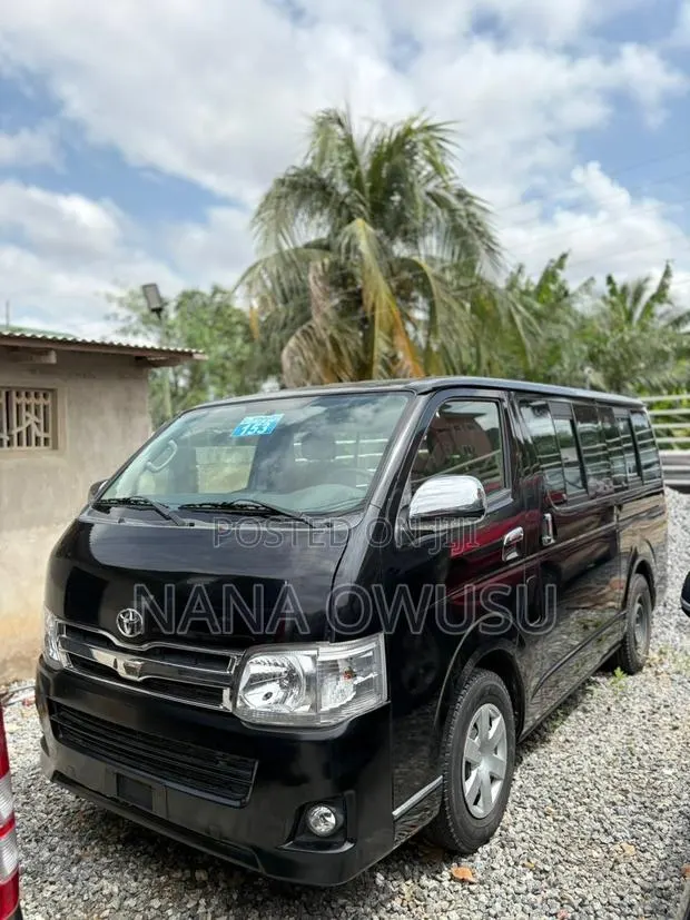 Toyota HiAce 2014 Black · Photo 1