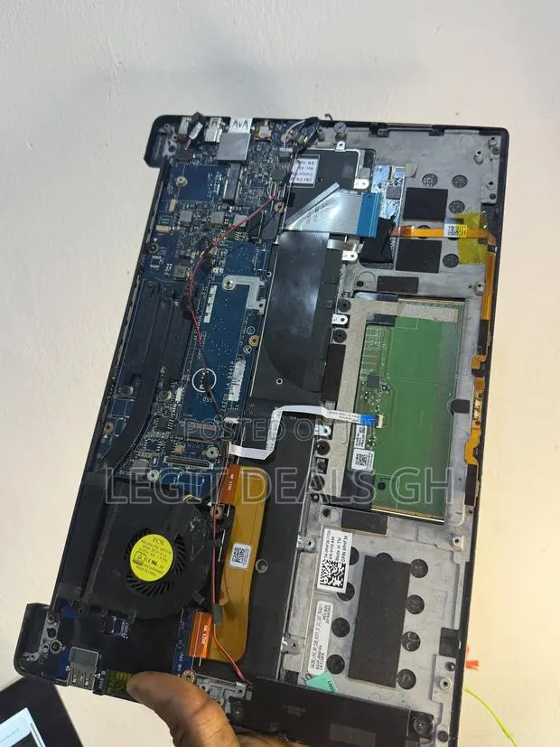 Laptop and Computer Repairs Parts · Photo 1