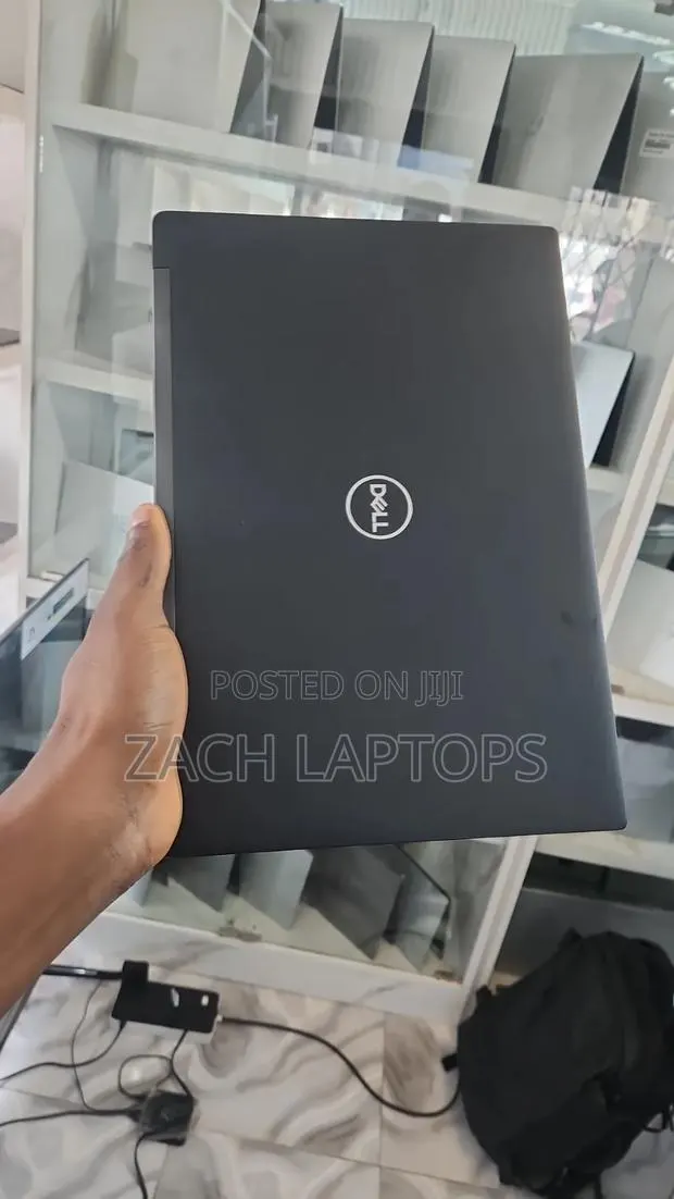 Laptop Dell Latitude 7290 8GB Intel Core i7 SSD 256GB · Photo 1