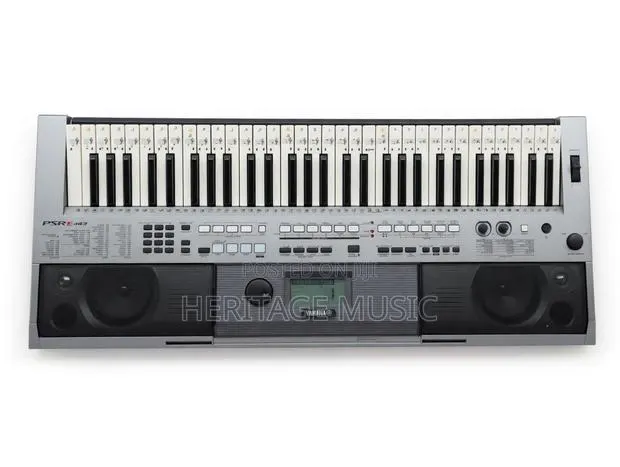 Yamaha E443 · Photo 1