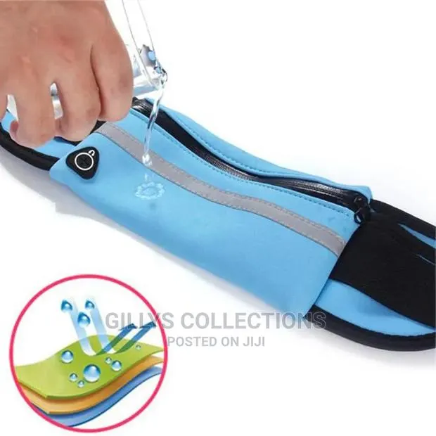 Waterproof Phone Holder Waist Bag · Photo 1