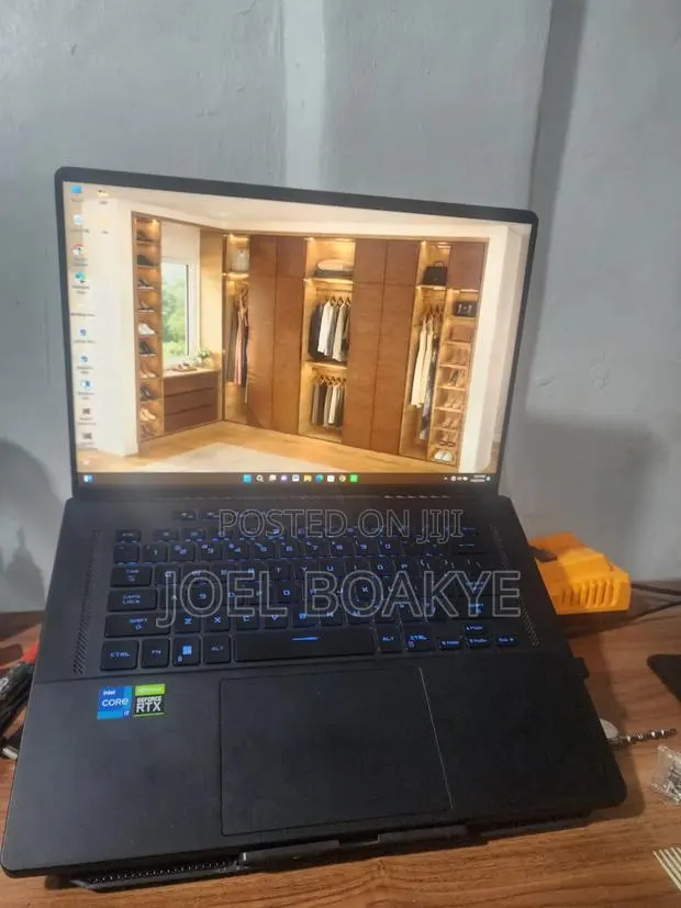 Laptop Asus ROG Zephyrus M16 16GB Intel Core i7 SSD 500GB · Photo 1
