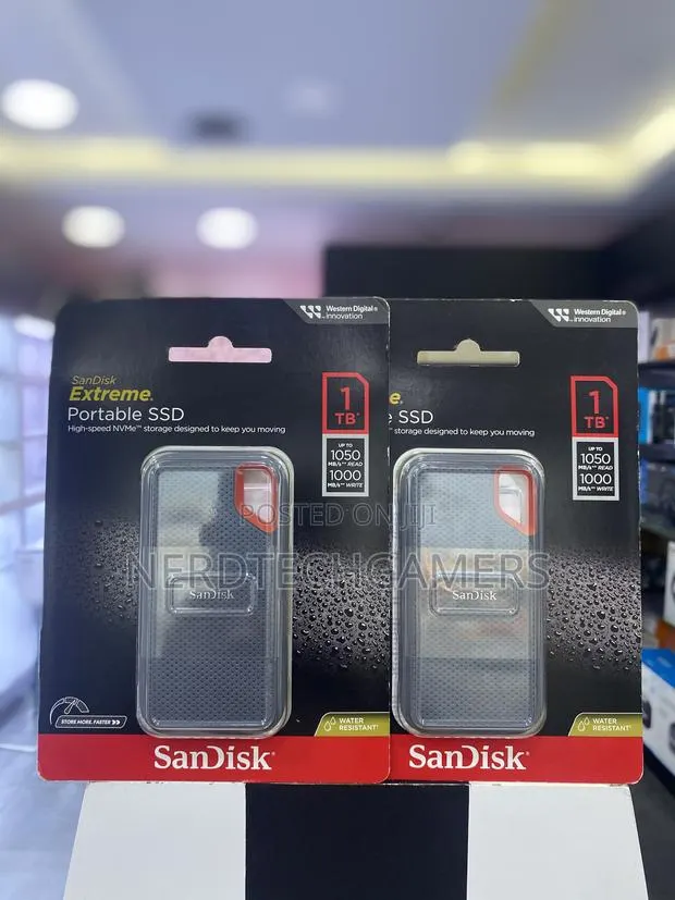 Sandisk 1tb Extreme Portable SSD V2 (Black) · Photo 1