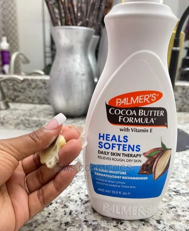 Palmer's Cocoa Butter Formula Heals Softens · Photo 1