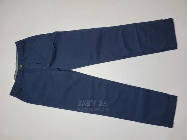 Boys Chino Trousers Size 8 to 9 Years · Photo 1