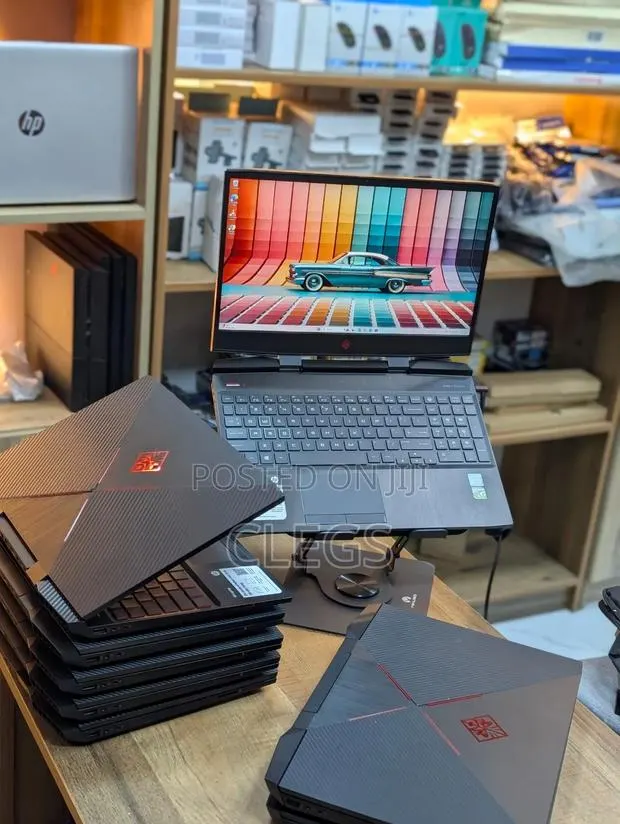 Laptop HP Omen 15 16GB Intel Core i7 SSD 256GB · Photo 1