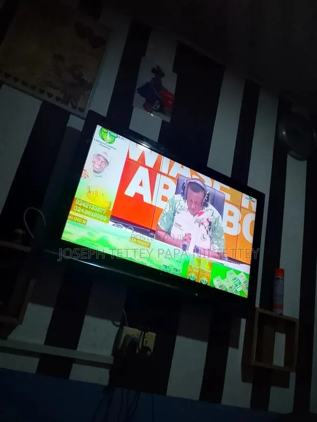 Sony Digital Home Use Tv · Photo 1