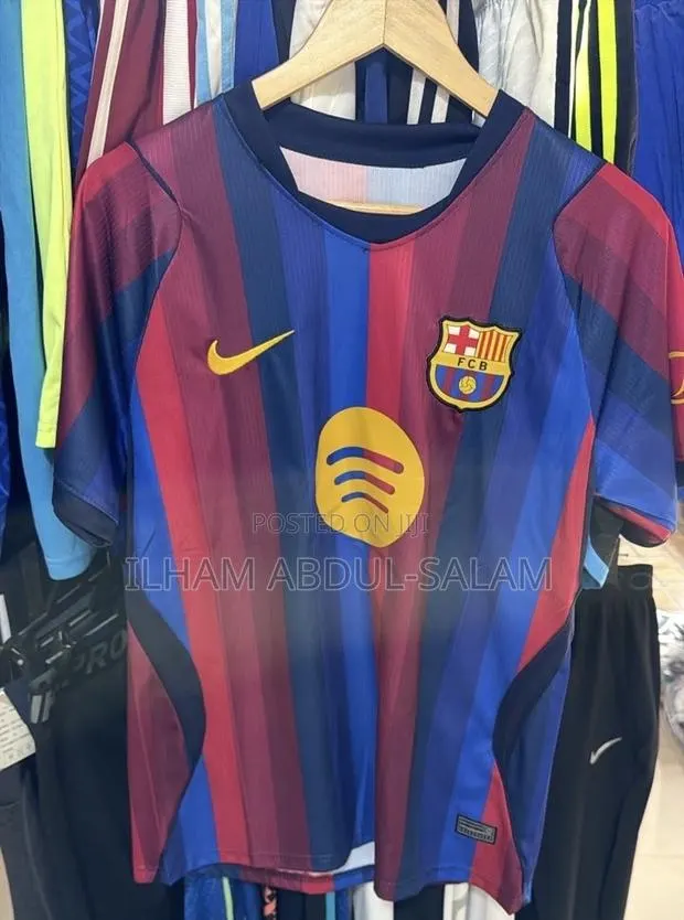 Barcelona Home Kit · Photo 1