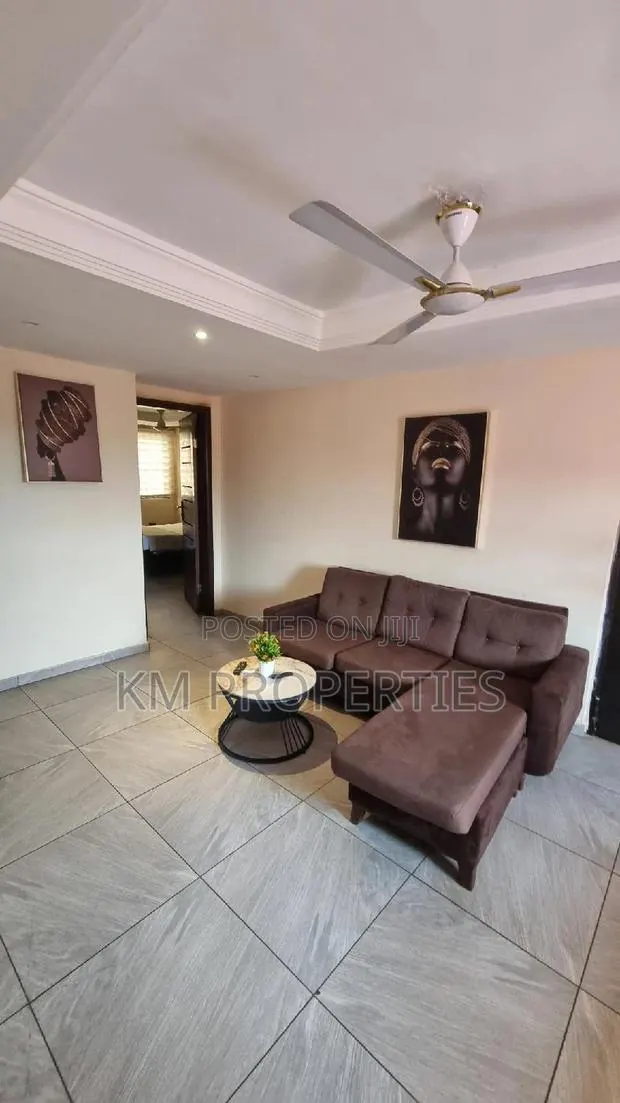 Executive Furnished 1 2-Beds (Airbnb) · Photo 1