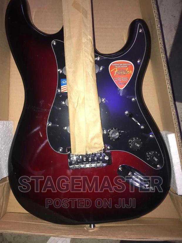 Original Fender Lead Guitar 6 Strings · Photo 2