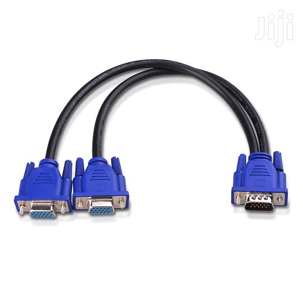 VGA Y-Splitter · Photo 1