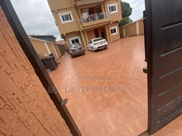 2bdrm Apartment in Madev Realty, Achimota for rent · Photo 1