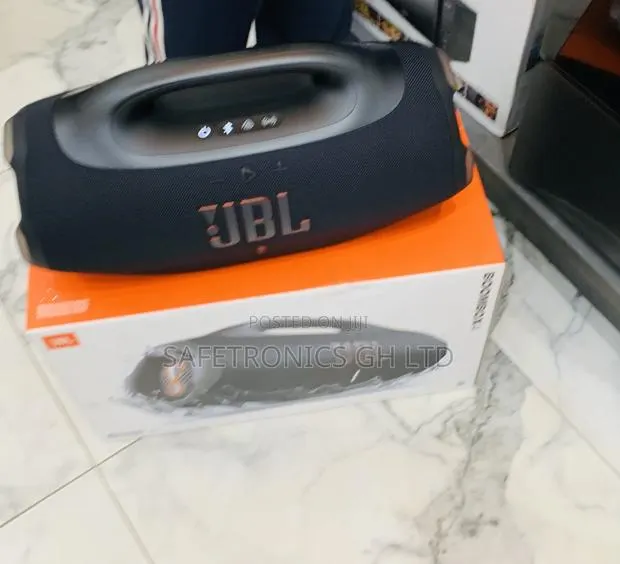Bass -Supreme Black JBL Boombox Speaker · Photo 1