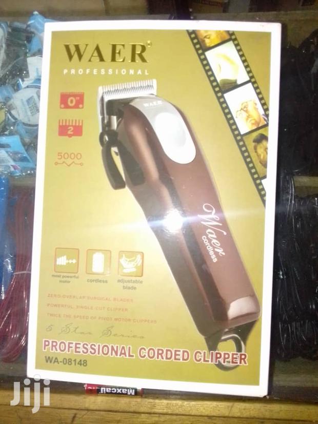 Rechargeable Hair Clipper · Photo 2