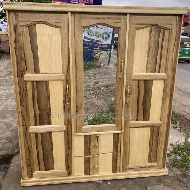 Band Wooden Polished Quality Wadrobe(Payment After Delivery) · Photo 1