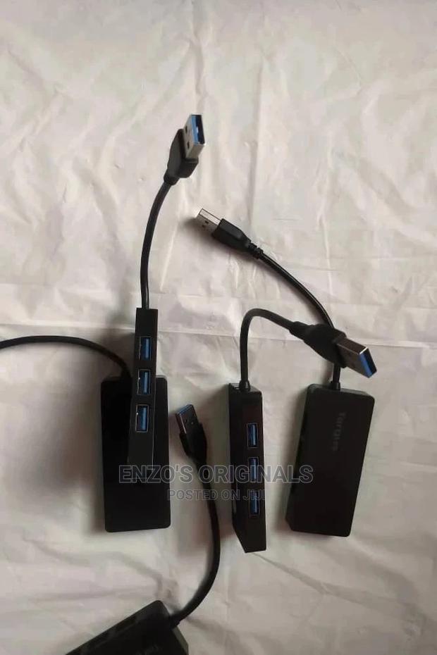 Microsoft Surface 4 Port USB 3.0 Hub or Extension Targus · Photo 3