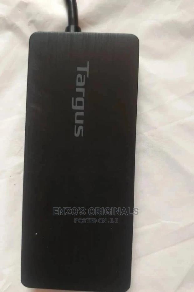 Microsoft Surface 4 Port USB 3.0 Hub or Extension Targus · Photo 6