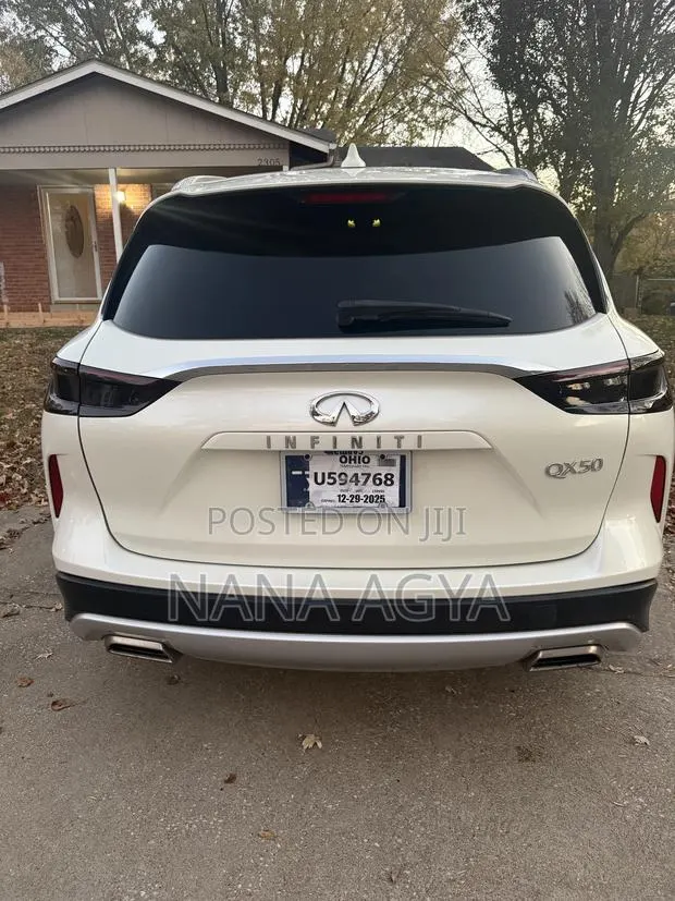 Infiniti QX50 2020 White · Photo 1