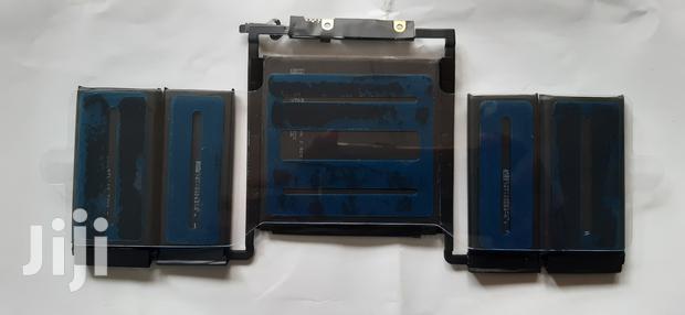 Original Apple Battery A1819 / A1706 For 2016/ 2017 · Photo 1