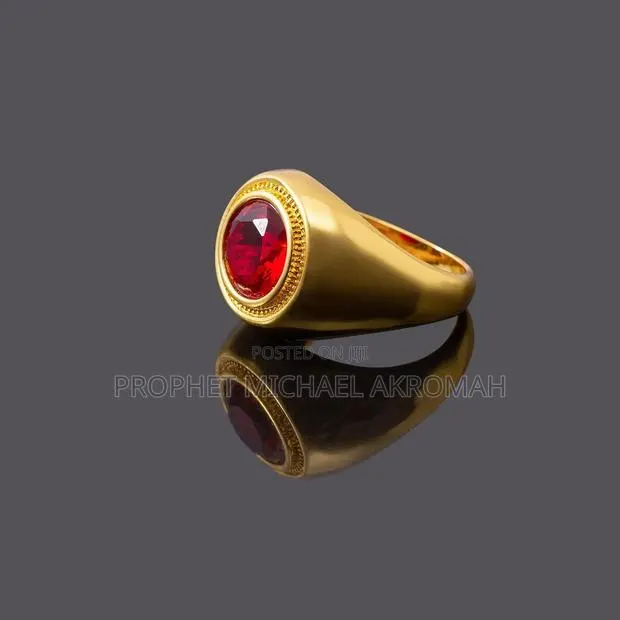 Red Cystal Ring for Spiritual Works · Photo 1