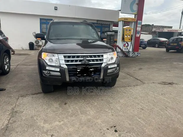 Suvs Cars for Rent · Photo 1