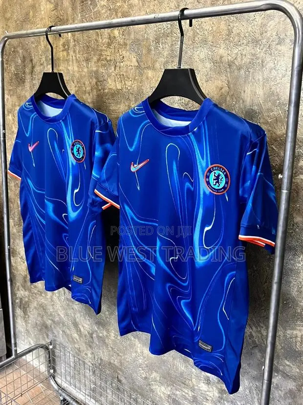 Chelsea 2024/2025 Home JERSEY · Photo 1