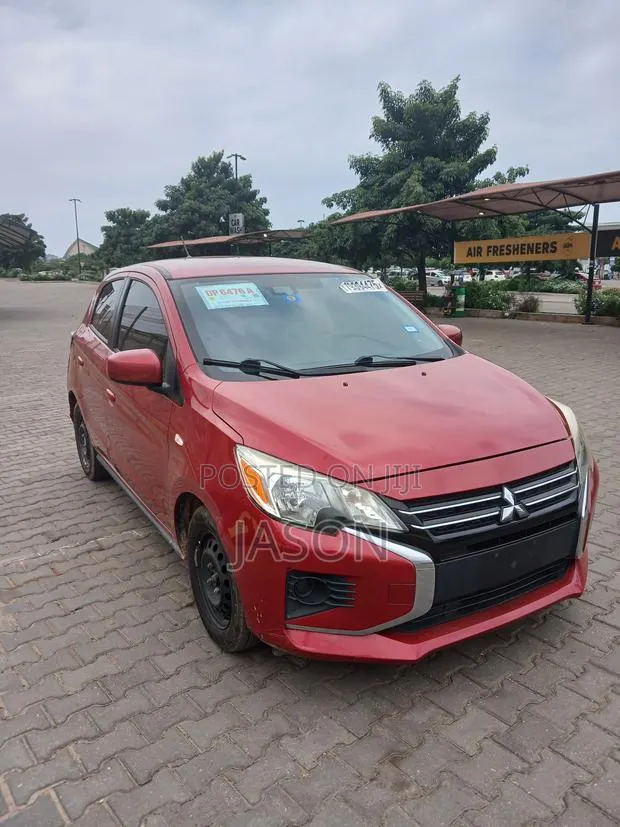 Mitsubishi Mirage 2021 Red · Photo 1