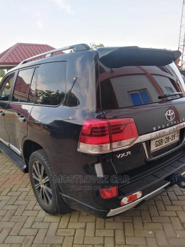 Toyota Landcruisers V8 for Rent in Ghana.Car Rental Services · Photo 2