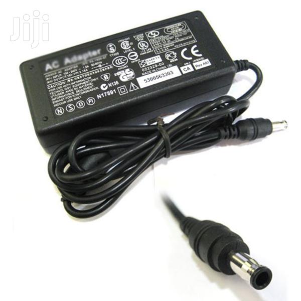 Samsung 60W 19V 3.16A Laptop Adapter Charger · Photo 2