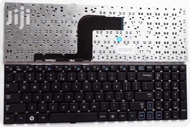 Laptop Keyboard For Samsung RV509 RV511 RV515 RV520 · Photo 1