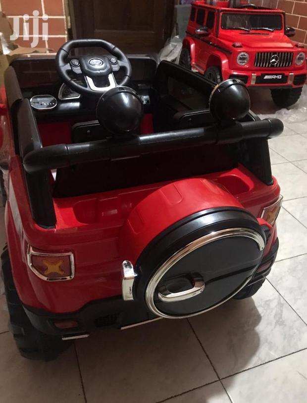 G-500 Mercedes Electric Toy Car · Photo 4