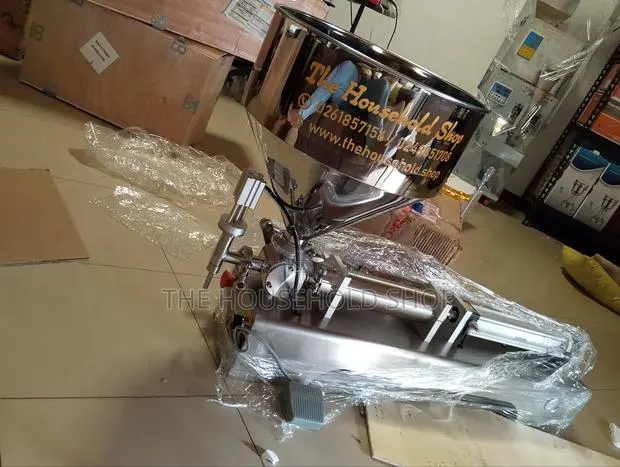Pneumatic Paste Liquid Filling Machine 0-1000ml · Photo 1