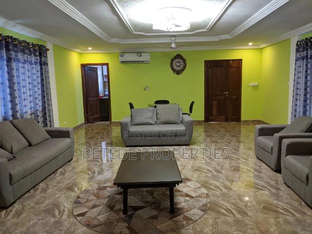 Fully Furnished 2 Bedroom Apartment · Photo 2
