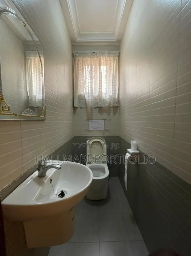 3bdrm Apartment in North Legon for rent · Photo 8
